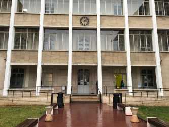 COUR CENTRALE.JPG