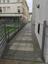 ENTREE BAT K RUE RAVINELLE.JPG